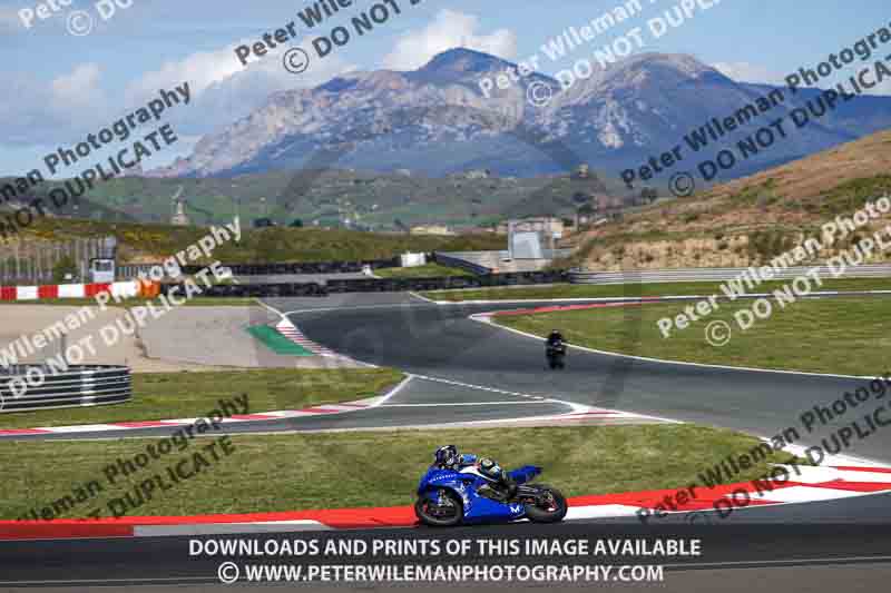 cadwell no limits trackday;cadwell park;cadwell park photographs;cadwell trackday photographs;enduro digital images;event digital images;eventdigitalimages;navarra;no limits trackdays;peter wileman photography;racing digital images;trackday digital images;trackday photos